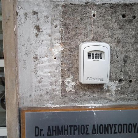 Kostas Appartment Thessaloniki Buitenkant foto