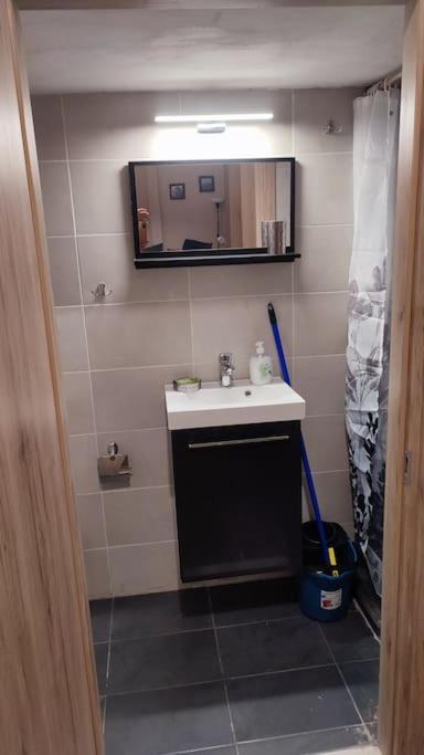 Kostas Appartment Thessaloniki Buitenkant foto
