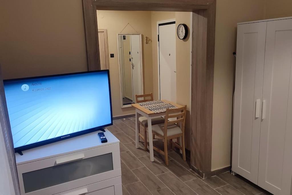 Kostas Appartment Thessaloniki Buitenkant foto